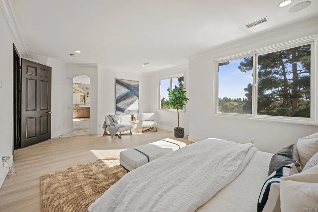 https://cdn.realtyfeed.com/cdn/127/306621088/3be7a04c9d9d8e151864789179d4ee1c.webp