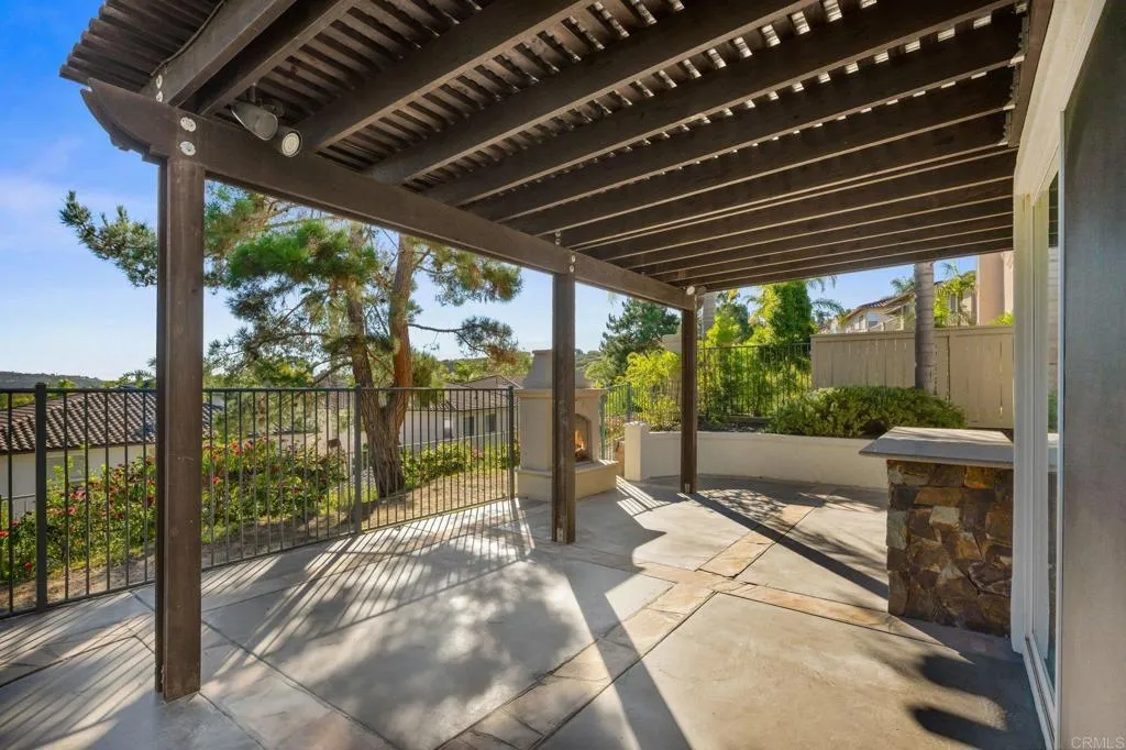 https://cdn.realtyfeed.com/cdn/127/306621088/6ad8c52935902ad8399a2057223094bf.webp