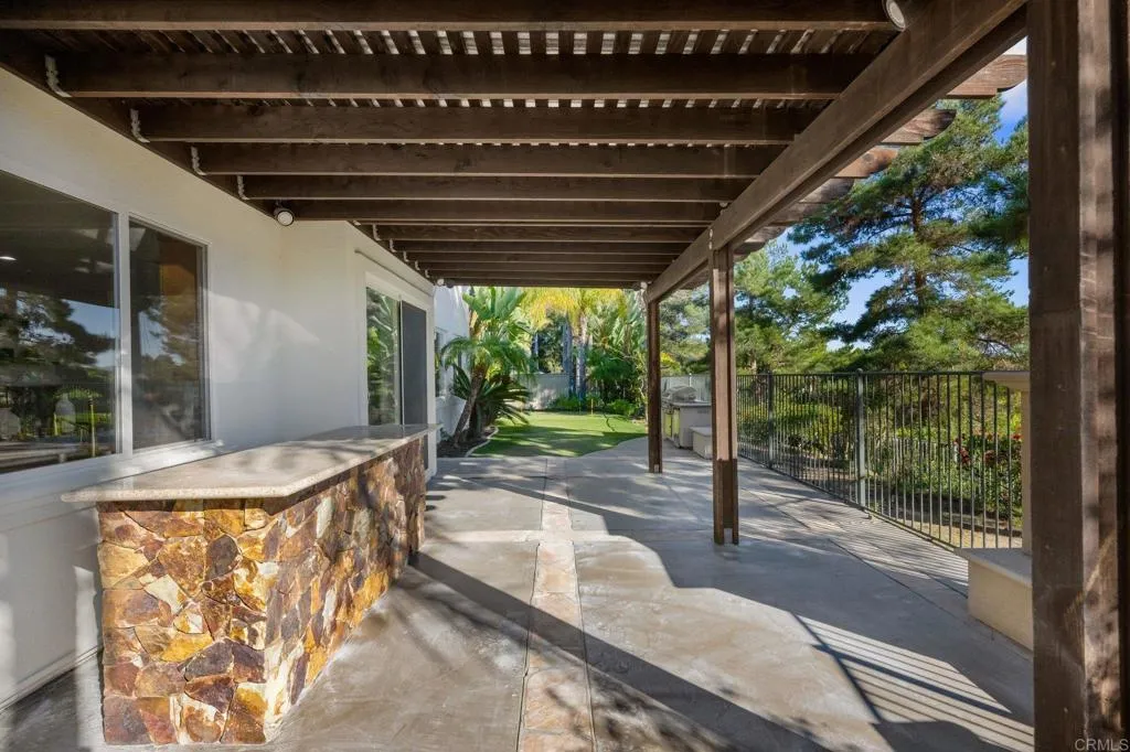 https://cdn.realtyfeed.com/cdn/127/306621088/80f7acafcca401d8ee47442ba24c71d2.webp