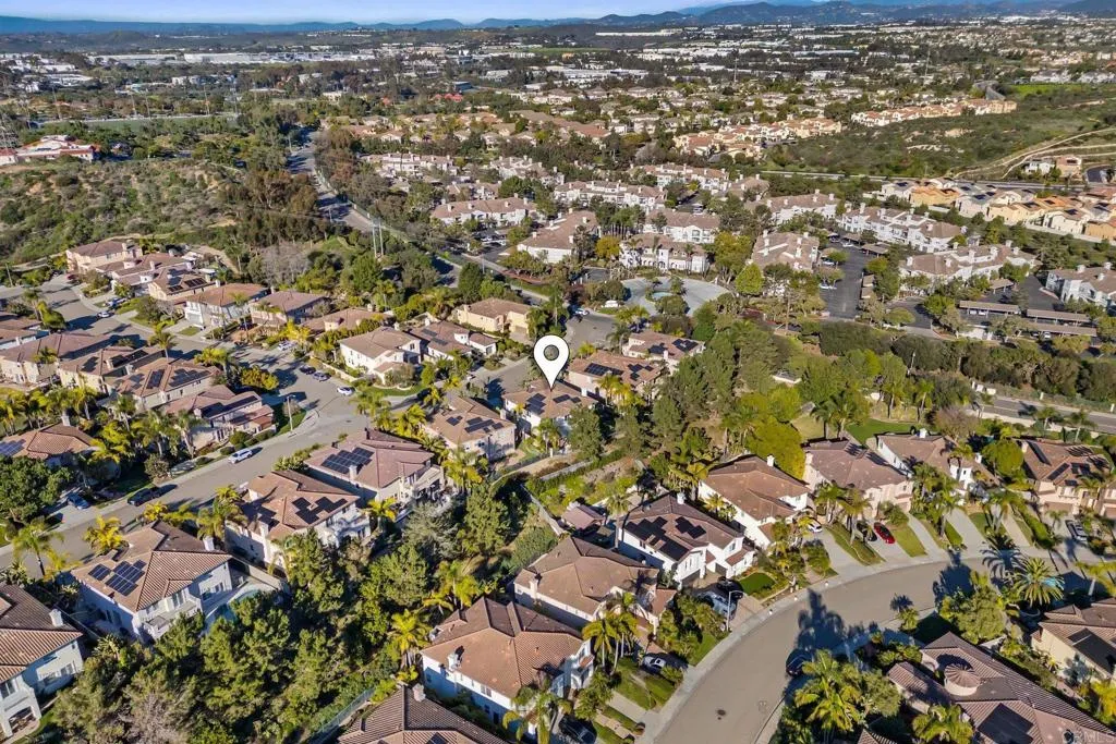 https://cdn.realtyfeed.com/cdn/127/306621088/d90680ae2e29cf76d2a784938a9b0431.webp