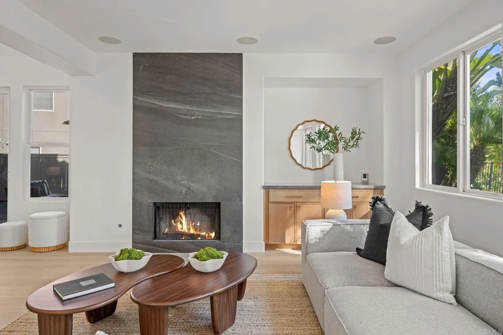 https://cdn.realtyfeed.com/cdn/127/306621088/e696b9676423f2ac07ac0f324474ac33.webp