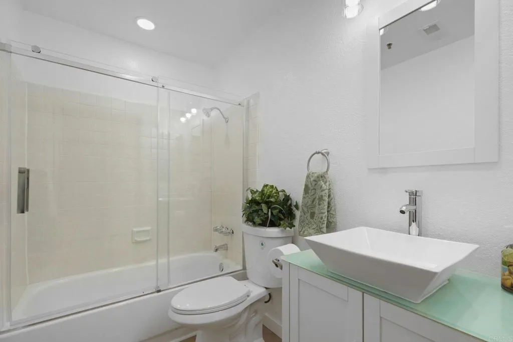 Photo #15: PTP2600434 Listing: Photo #15