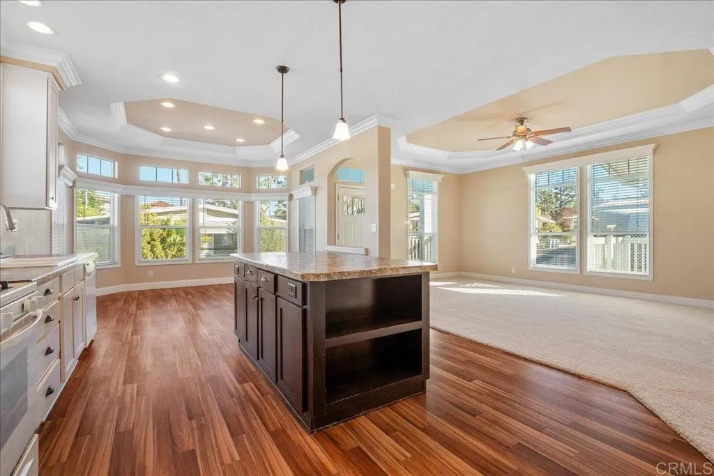 https://cdn.realtyfeed.com/cdn/127/306621122/0c3b50ee96163fb4bab5c51bdc4f12fc.webp