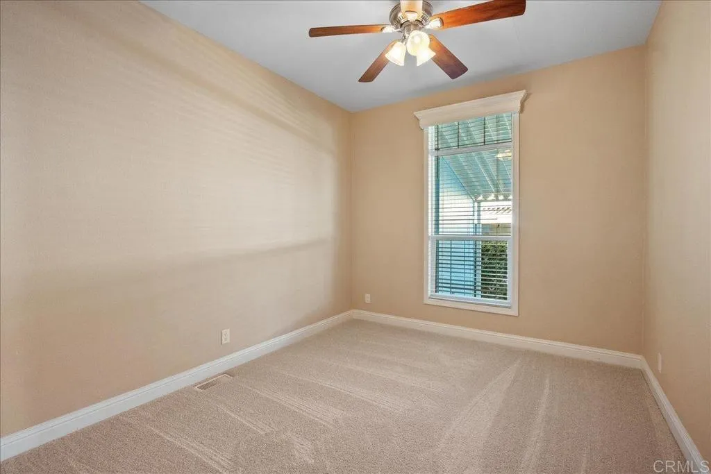 https://cdn.realtyfeed.com/cdn/127/306621122/b76727ffe23758a4823f51c7f680dfb8.webp
