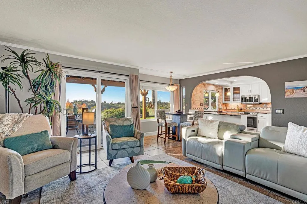 https://cdn.realtyfeed.com/cdn/127/306621123/4e1b8781dd200d9418e1726ba03d61db.webp