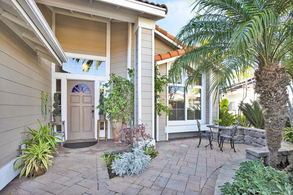 https://cdn.realtyfeed.com/cdn/127/306621123/a5dc67eb9918562e4a61409a35680c49.webp