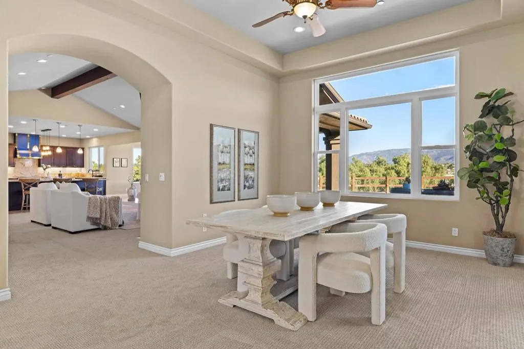 https://cdn.realtyfeed.com/cdn/127/306621126/b116c94fbe48846269a4140c0062b929.webp
