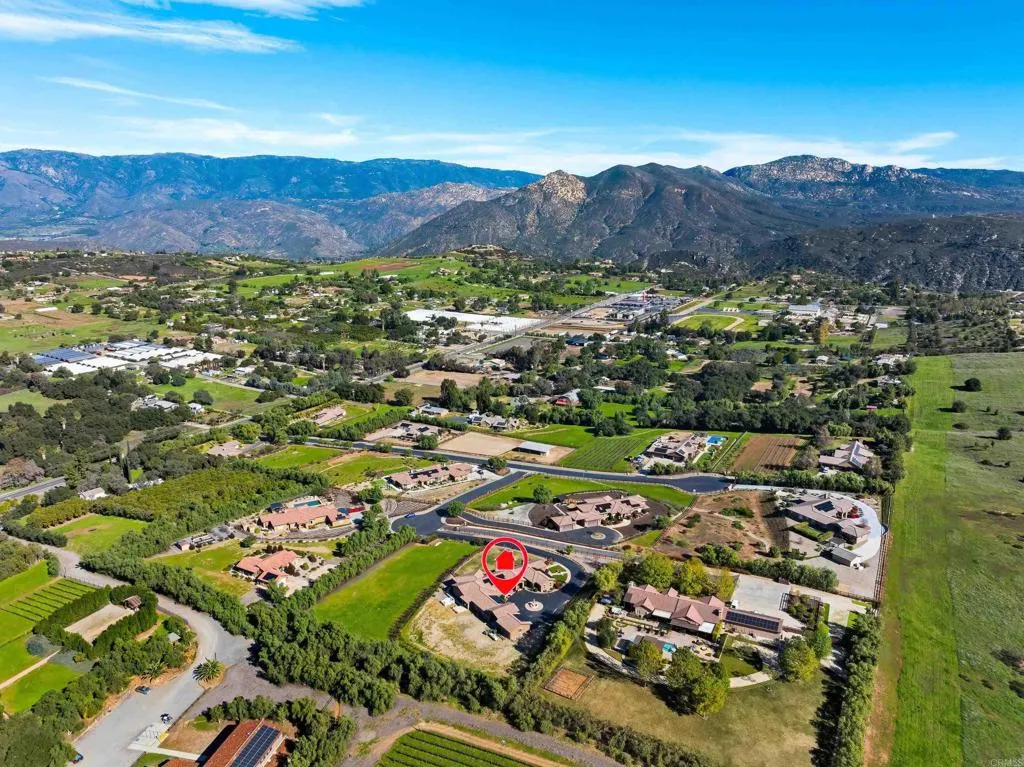 https://cdn.realtyfeed.com/cdn/127/306621126/d7cf26368526a7b7aced204afc03816e.webp