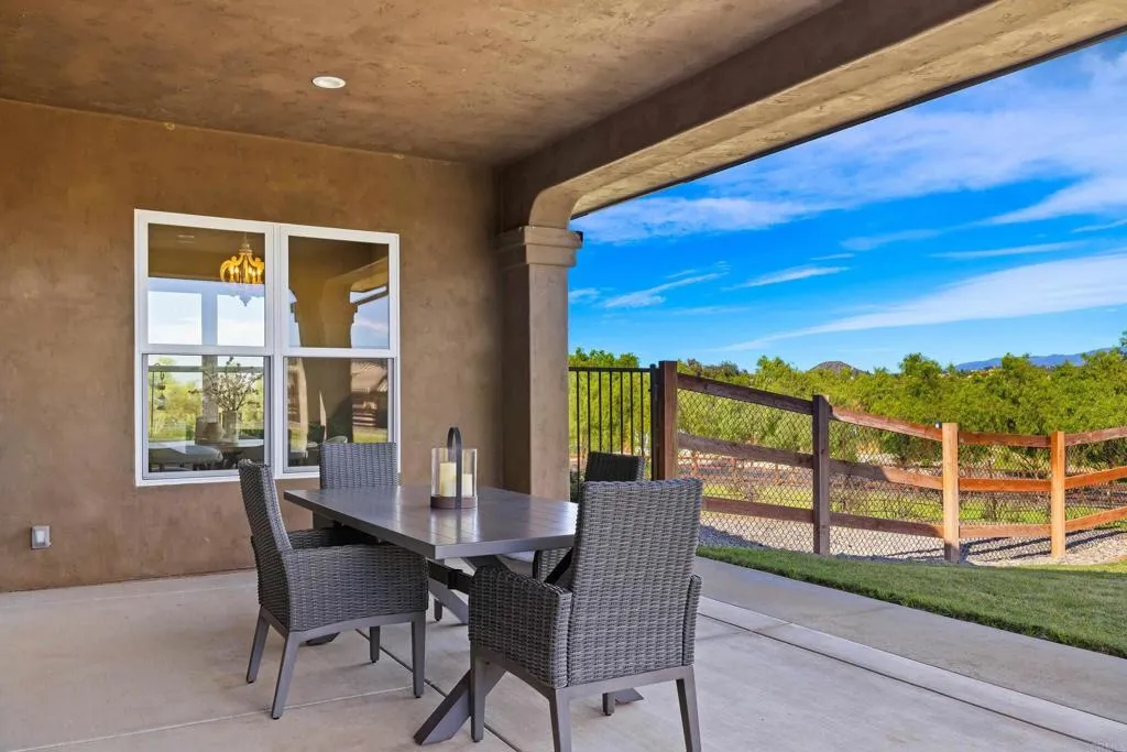 https://cdn.realtyfeed.com/cdn/127/306621126/e0581637be9d76ba3f1671d0e29f0f68.webp