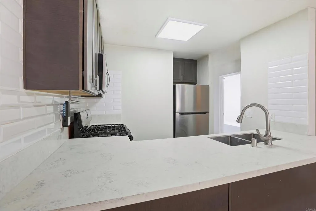 Photo #10: PTP2600436 Listing: Photo #10