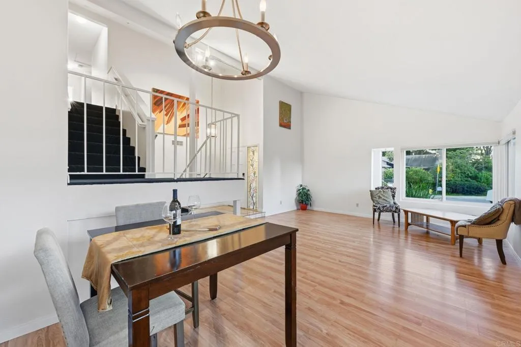 https://cdn.realtyfeed.com/cdn/127/306621207/22b66dba0a01ef8ba37149ff50c4b061.webp