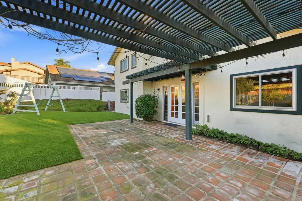 https://cdn.realtyfeed.com/cdn/127/306621207/4ecc8061a6615bd6b3bff5730619387c.webp