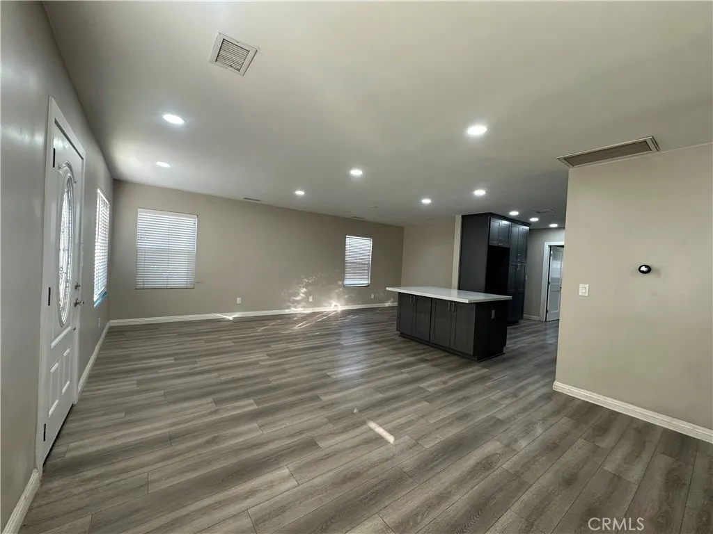 13912 Mcnab, Bellflower, CA 90706 - Photo 3 of 20, Bellflower, CA