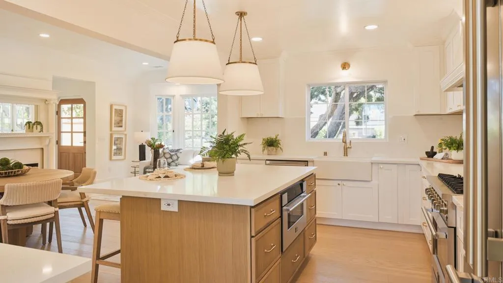 https://cdn.realtyfeed.com/cdn/127/306621306/2fcc6cad694024a2c2408205b503e2a5.webp