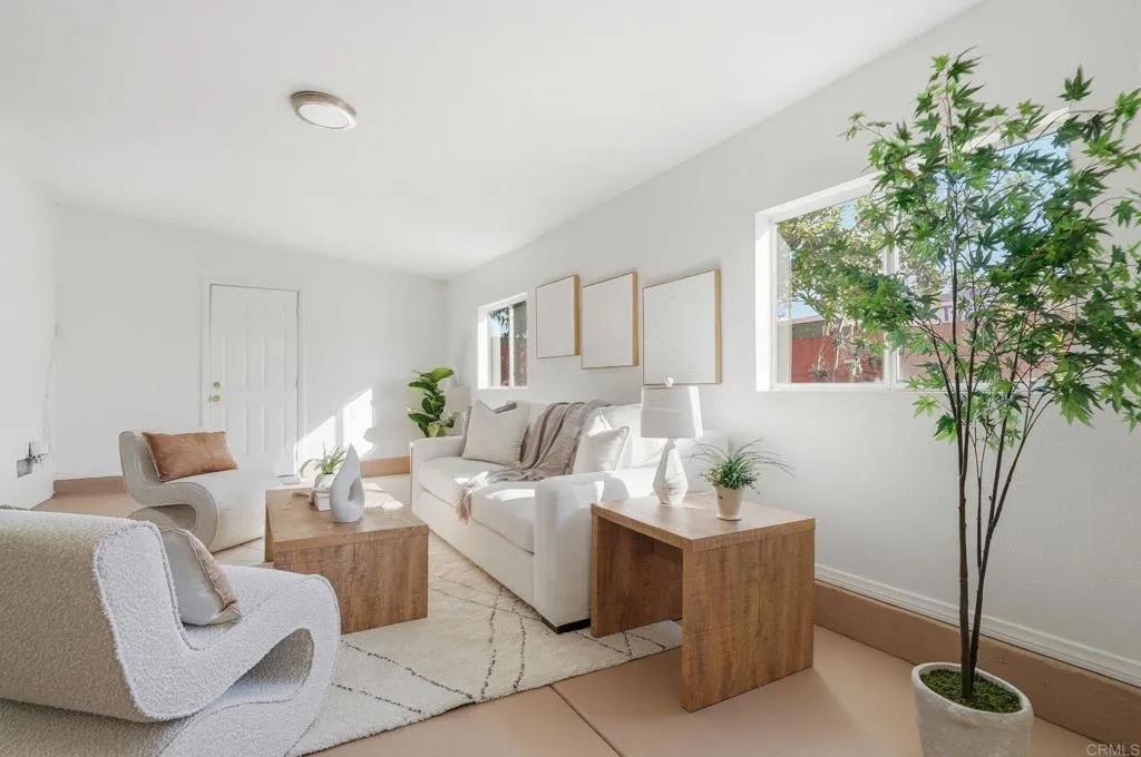 https://cdn.realtyfeed.com/cdn/127/306621331/9ca4c017b94620ecad9b2c605d440e53.webp