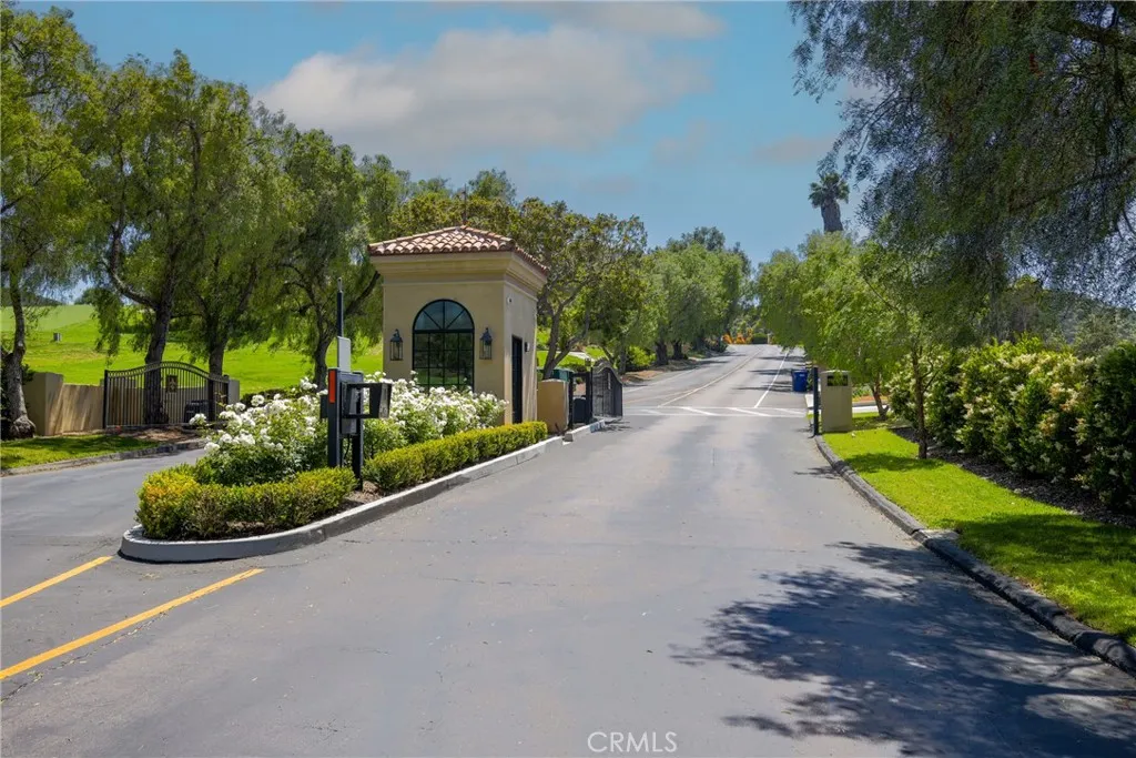 https://cdn.realtyfeed.com/cdn/127/306621357/d18a43c2a21d0f88db01553b0cc38151.webp