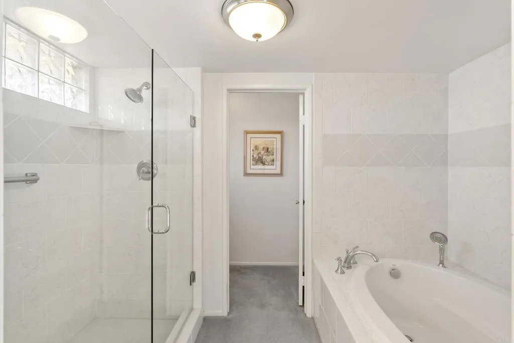 https://cdn.realtyfeed.com/cdn/127/306621393/f51505d213a8aa8ad3f88a7902535373.webp