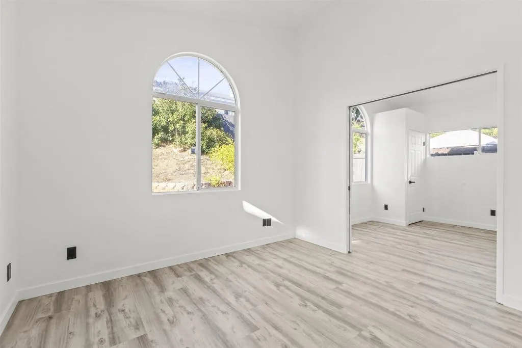 https://cdn.realtyfeed.com/cdn/127/306621396/10df9fbc63c47f9a125d74234a26a7ff.webp
