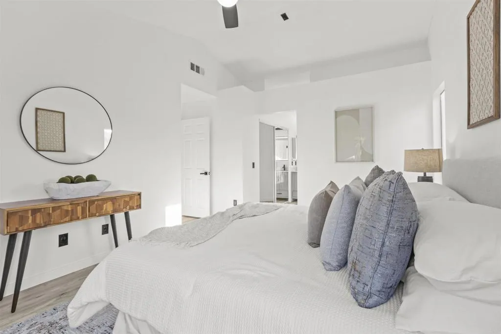 https://cdn.realtyfeed.com/cdn/127/306621396/21f3522060abeaa42f75fe2a2b3991e2.webp
