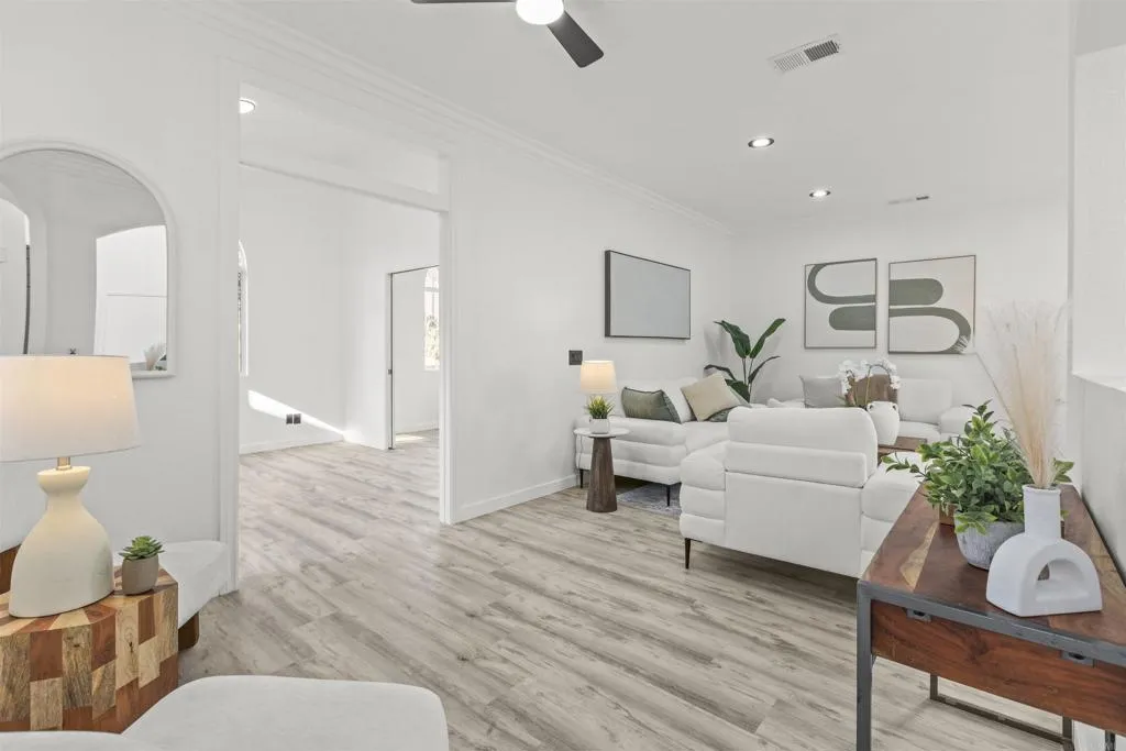 https://cdn.realtyfeed.com/cdn/127/306621396/46e80028eccdf85a9399114cfa226595.webp