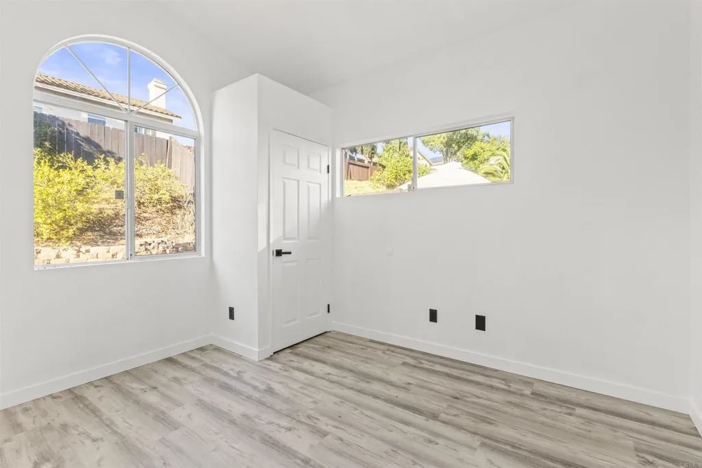 https://cdn.realtyfeed.com/cdn/127/306621396/5c10bea26ad6f716322c34f9eddef8e7.webp