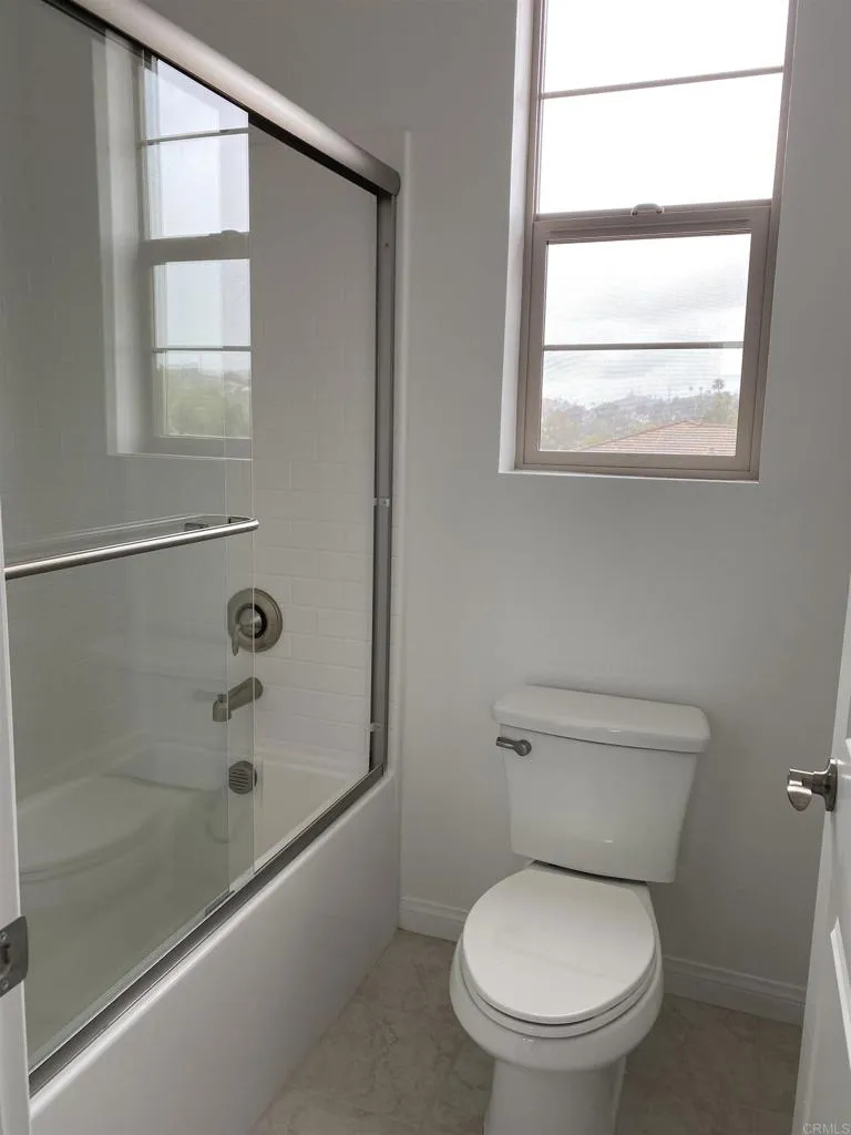 https://cdn.realtyfeed.com/cdn/127/306621449/668ed60701f998f2924917521965e24b.webp