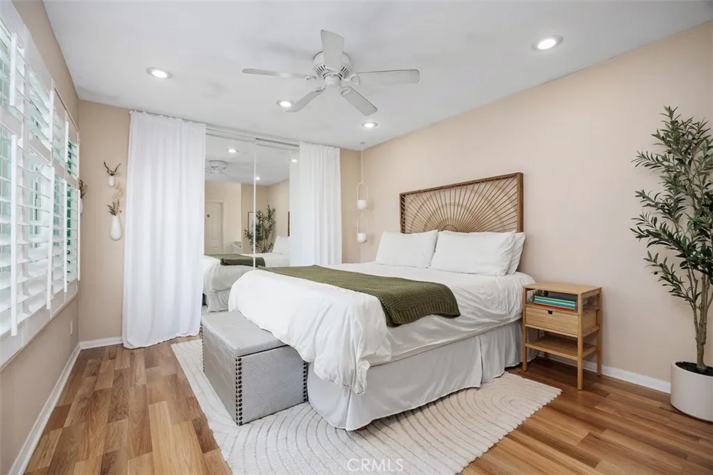 Photo #15: OC26009516 Listing: Photo #15