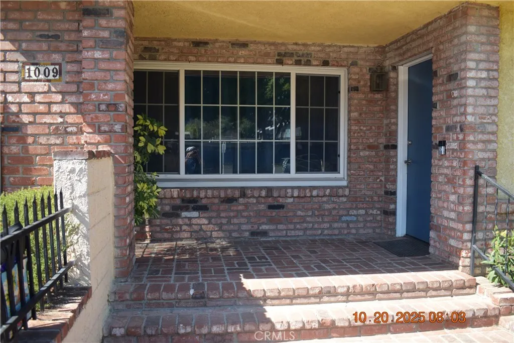1009 Rimpau, Los Angeles, CA, 90019