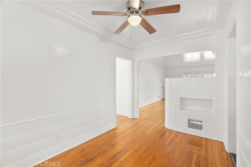 263 N Swall Drive, Beverly Hills, CA 90211 - Photo 4 of 16, Beverly Hills, CA