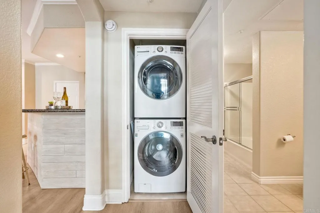 https://cdn.realtyfeed.com/cdn/127/306621525/ae132aca3e2f99d96cc175d914654627.webp