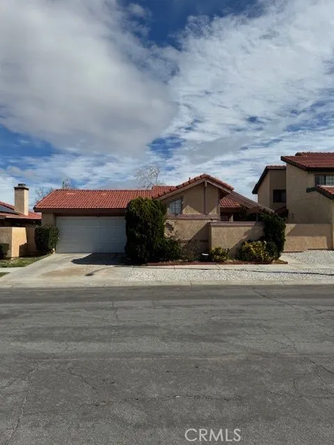 12235 Merrod, Victorville, CA, 92395