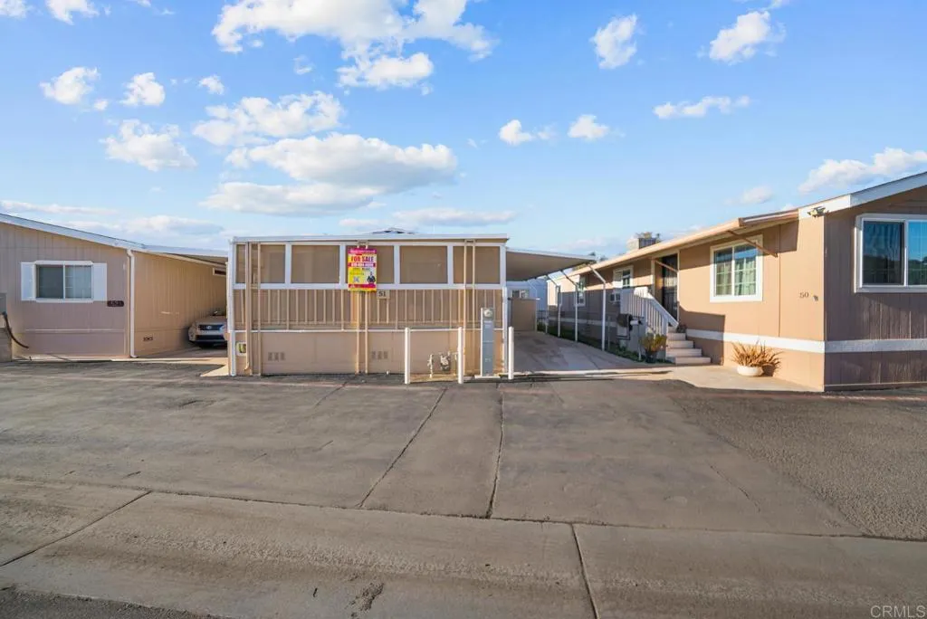https://cdn.realtyfeed.com/cdn/127/306621589/48c73072d624b4a29066bbe7438bb590.webp