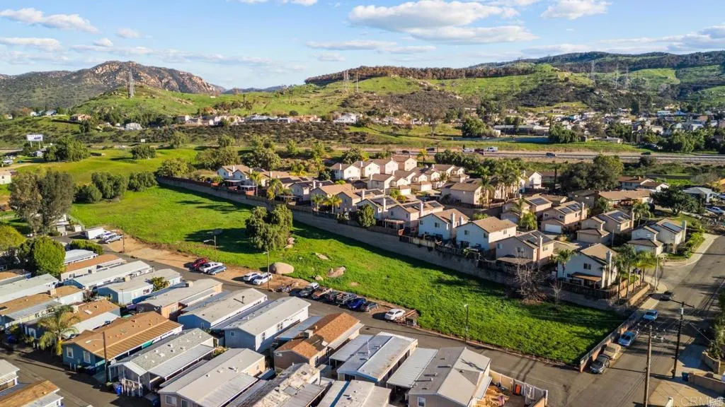 https://cdn.realtyfeed.com/cdn/127/306621589/8e871dda6449e7e0b07ac01a536532e3.webp