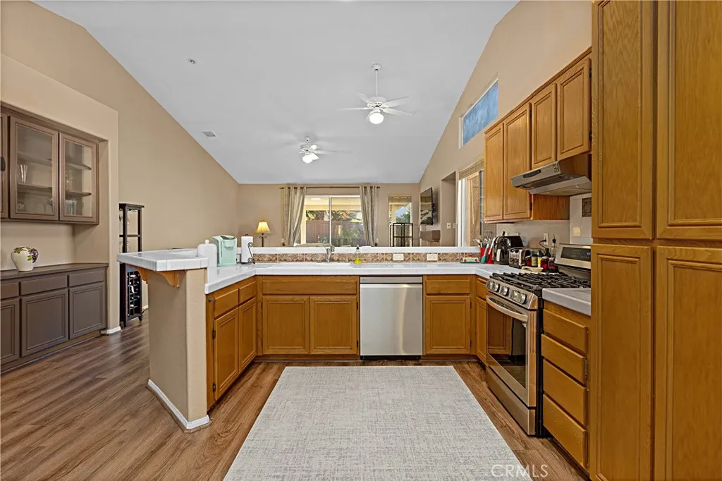 https://cdn.realtyfeed.com/cdn/127/306621609/dc805fd4211ebb0080014acb8f960877.webp
