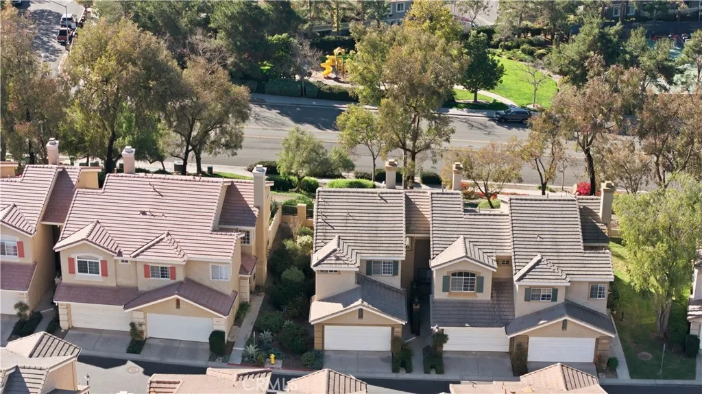 https://cdn.realtyfeed.com/cdn/127/306621620/3cc3bfc458b3f9bbd5377071d3c27c14.webp