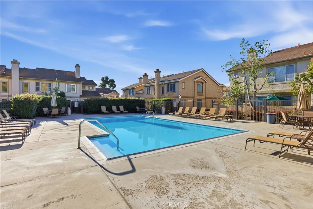 https://cdn.realtyfeed.com/cdn/127/306621620/6e4719da9ba6af0b4de7ecb3b7d077ba.webp