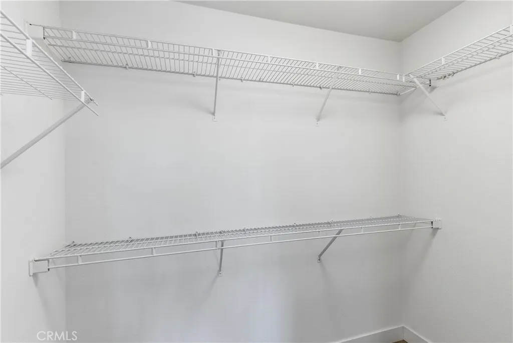 https://cdn.realtyfeed.com/cdn/127/306621620/76545d1450feab09174c2d327bb909e7.webp