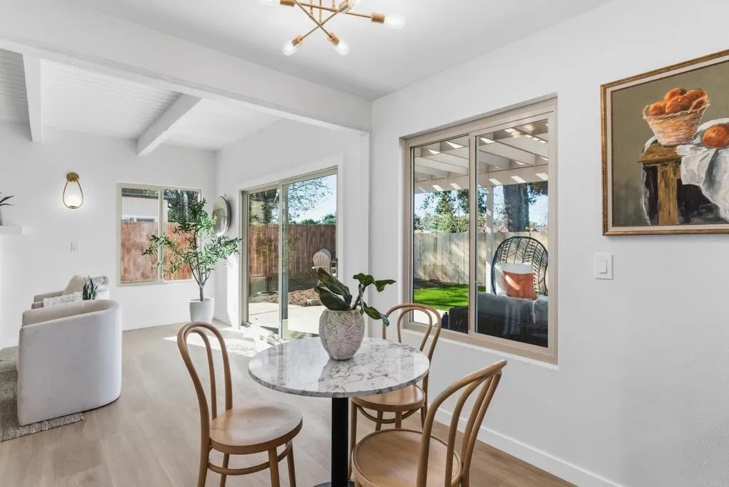 https://cdn.realtyfeed.com/cdn/127/306621634/3229c51c79772ed34983ba159bd049e1.webp