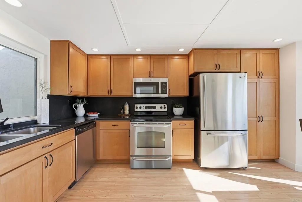 https://cdn.realtyfeed.com/cdn/127/306621636/4436edb3165ce427e93b503ccf02e840.webp