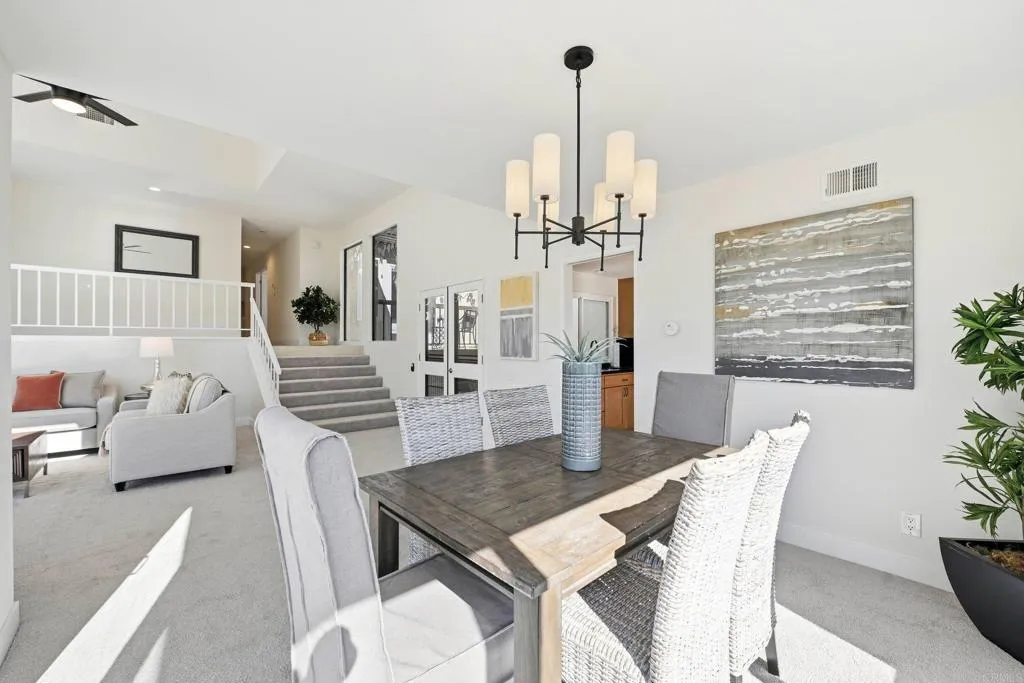 https://cdn.realtyfeed.com/cdn/127/306621636/8677992f5437c23f1e261433a1a79f57.webp