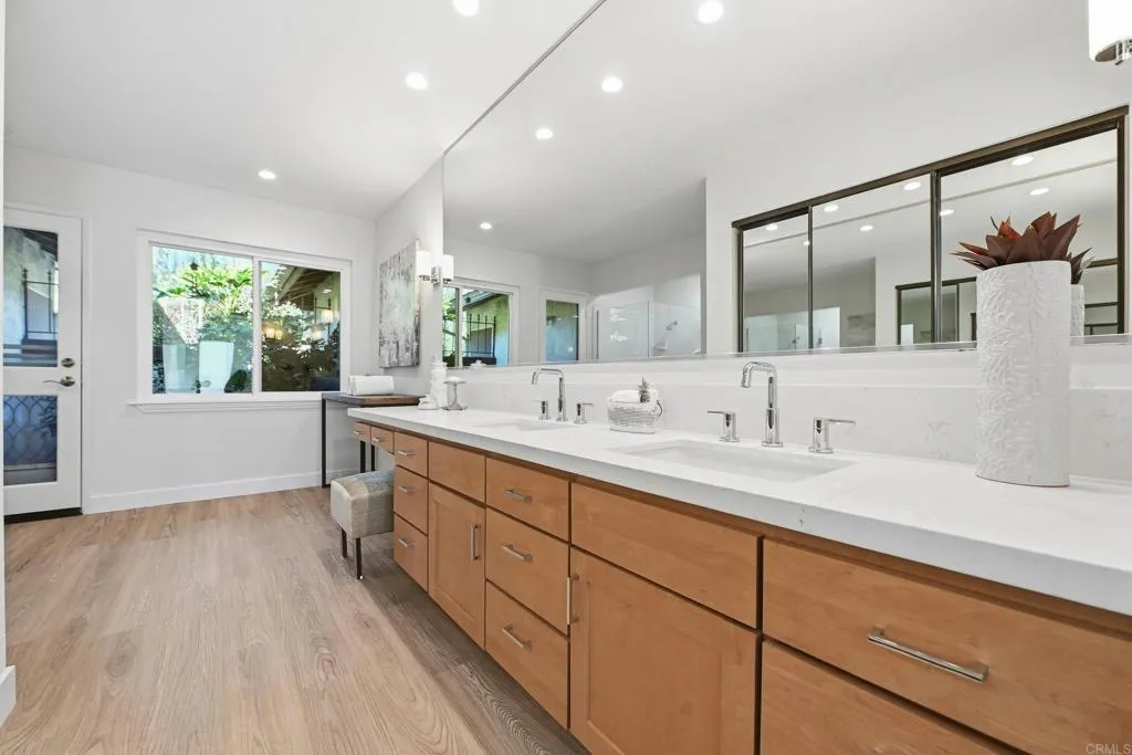 https://cdn.realtyfeed.com/cdn/127/306621636/d40e77d333b6f615c44718f884d8c5e9.webp