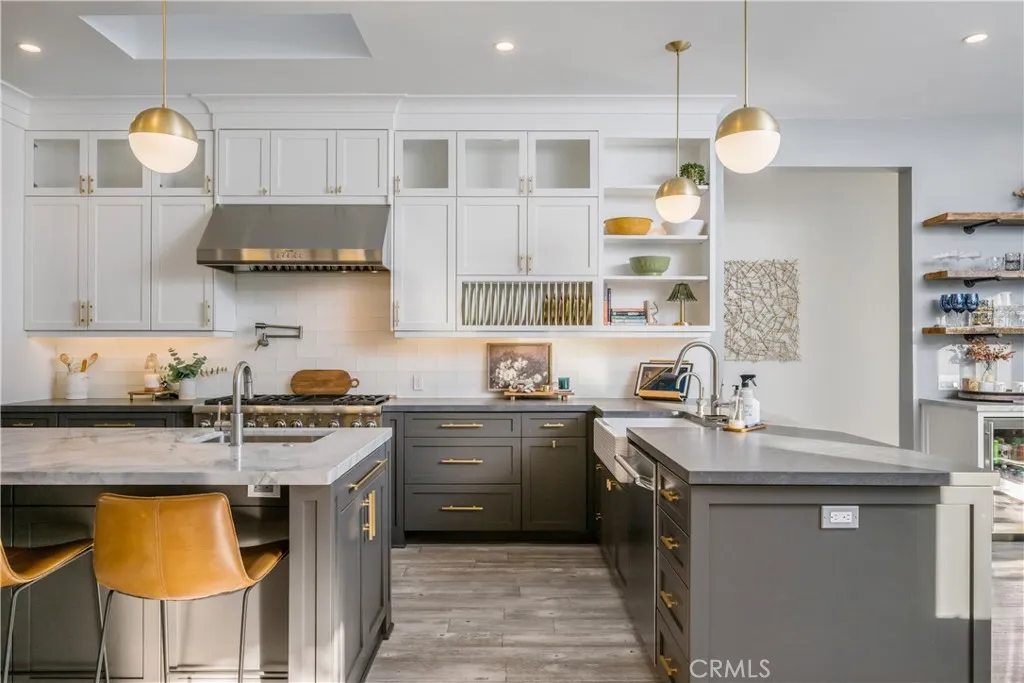 https://cdn.realtyfeed.com/cdn/127/306621678/117090567a25fd932dd8547f5c0e76e7.webp