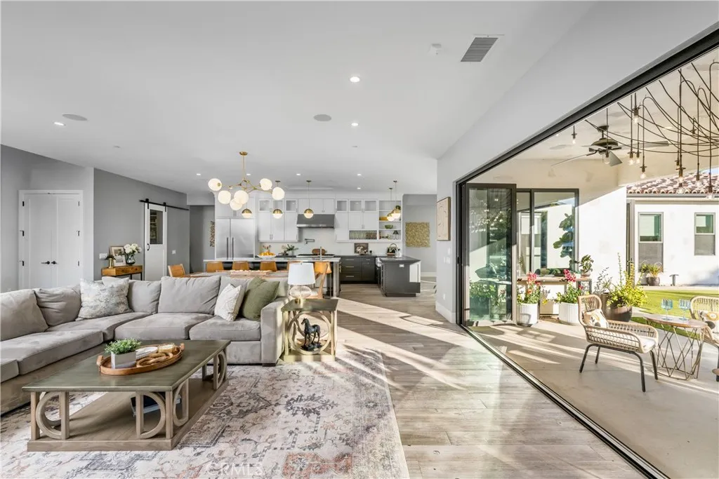 https://cdn.realtyfeed.com/cdn/127/306621678/68f4afee49cac431a84ce7059a7eeed8.webp