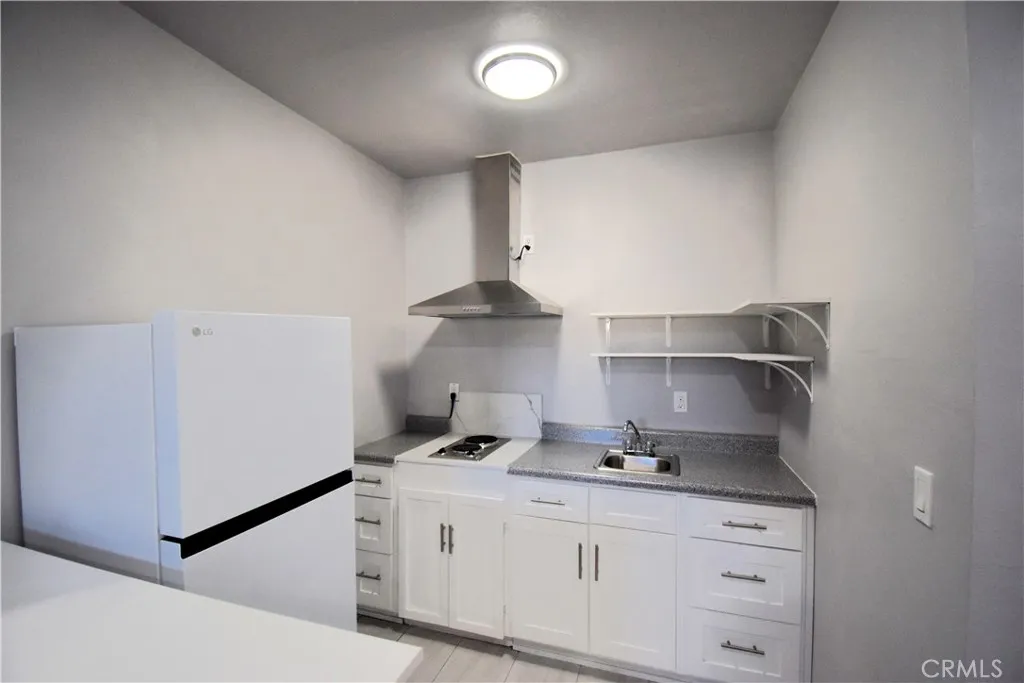 15414 Kinzie Street, North Hills, CA 91343 - Photo 4 of 8, North Hills, CA