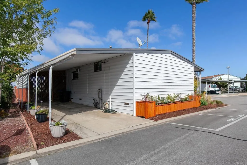 https://cdn.realtyfeed.com/cdn/127/306621727/08f8abb3696964a698d17d63e9203ad8.webp