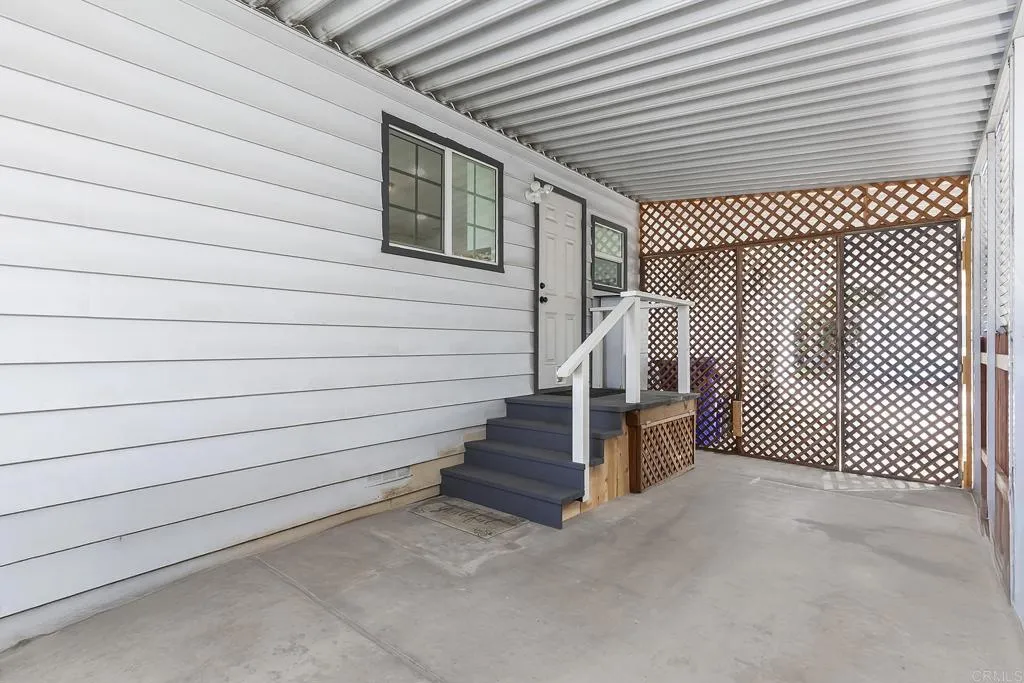 https://cdn.realtyfeed.com/cdn/127/306621727/15838560b55eaf3507509cb2c41eceeb.webp