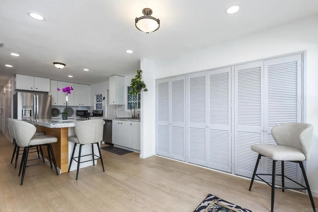 https://cdn.realtyfeed.com/cdn/127/306621727/542147e07885319a9da3e42a93dd94ae.webp
