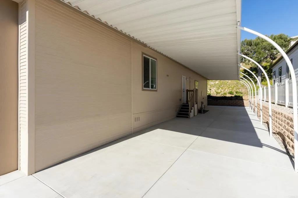 https://cdn.realtyfeed.com/cdn/127/306621788/36374eec27bc4731f4b778add6242200.webp