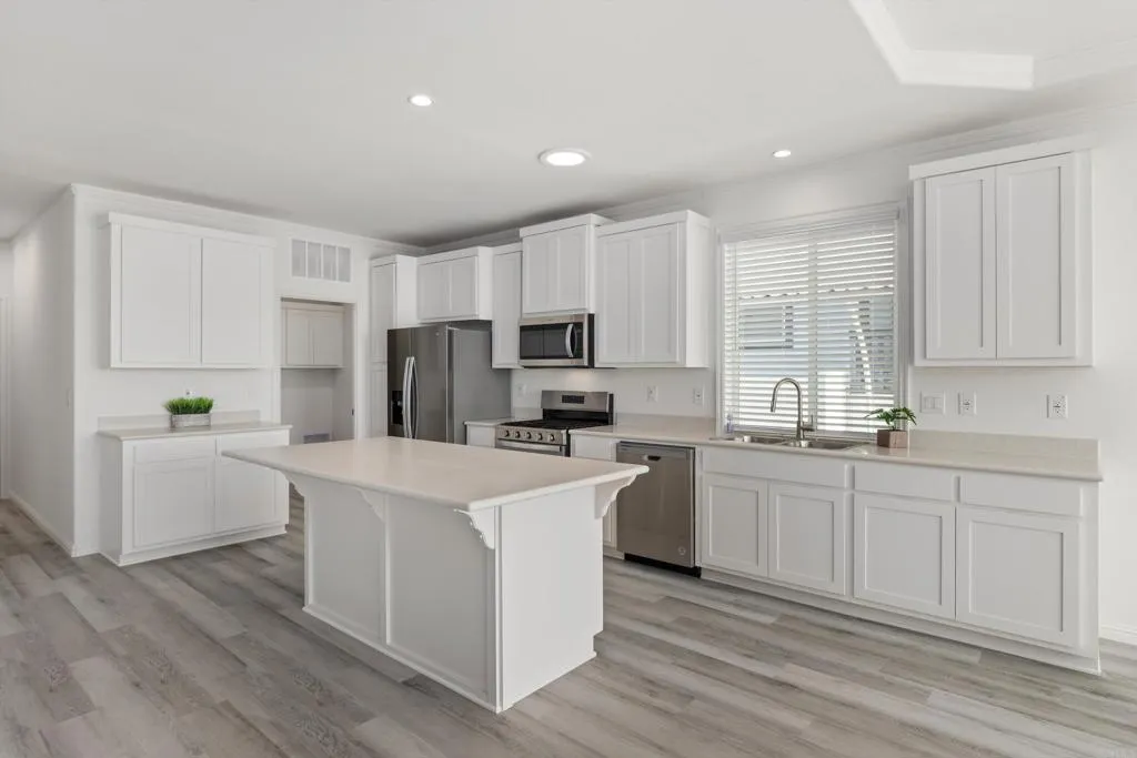 https://cdn.realtyfeed.com/cdn/127/306621788/af7d32635d2f1abf86912ac0f7973032.webp