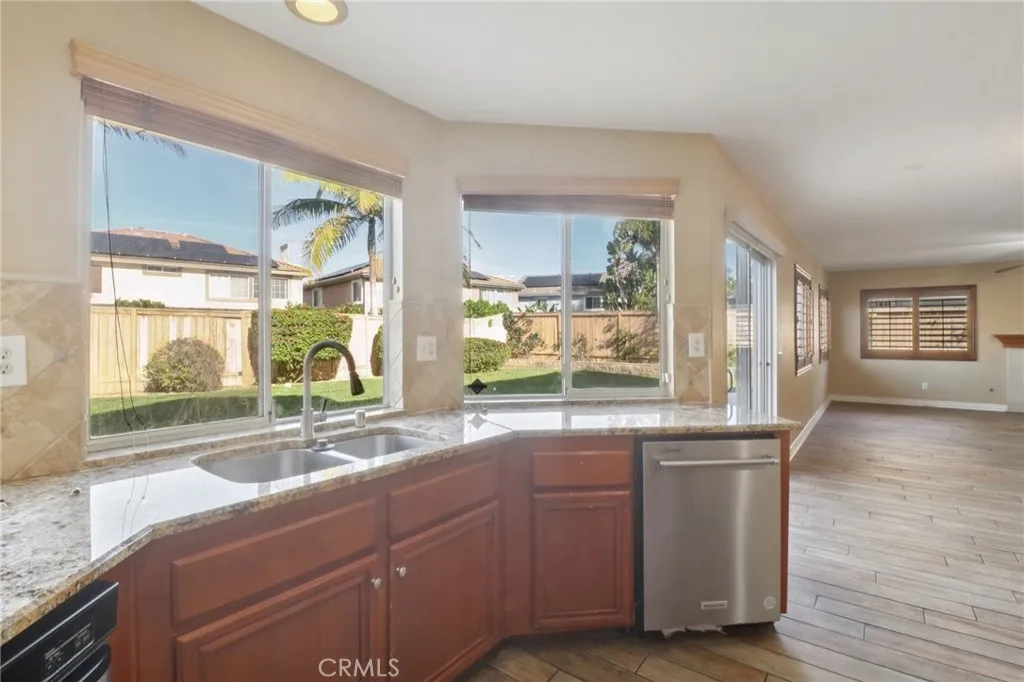 https://cdn.realtyfeed.com/cdn/127/306621830/3b4ccda29f6c99f02fc96f152059d4a5.webp